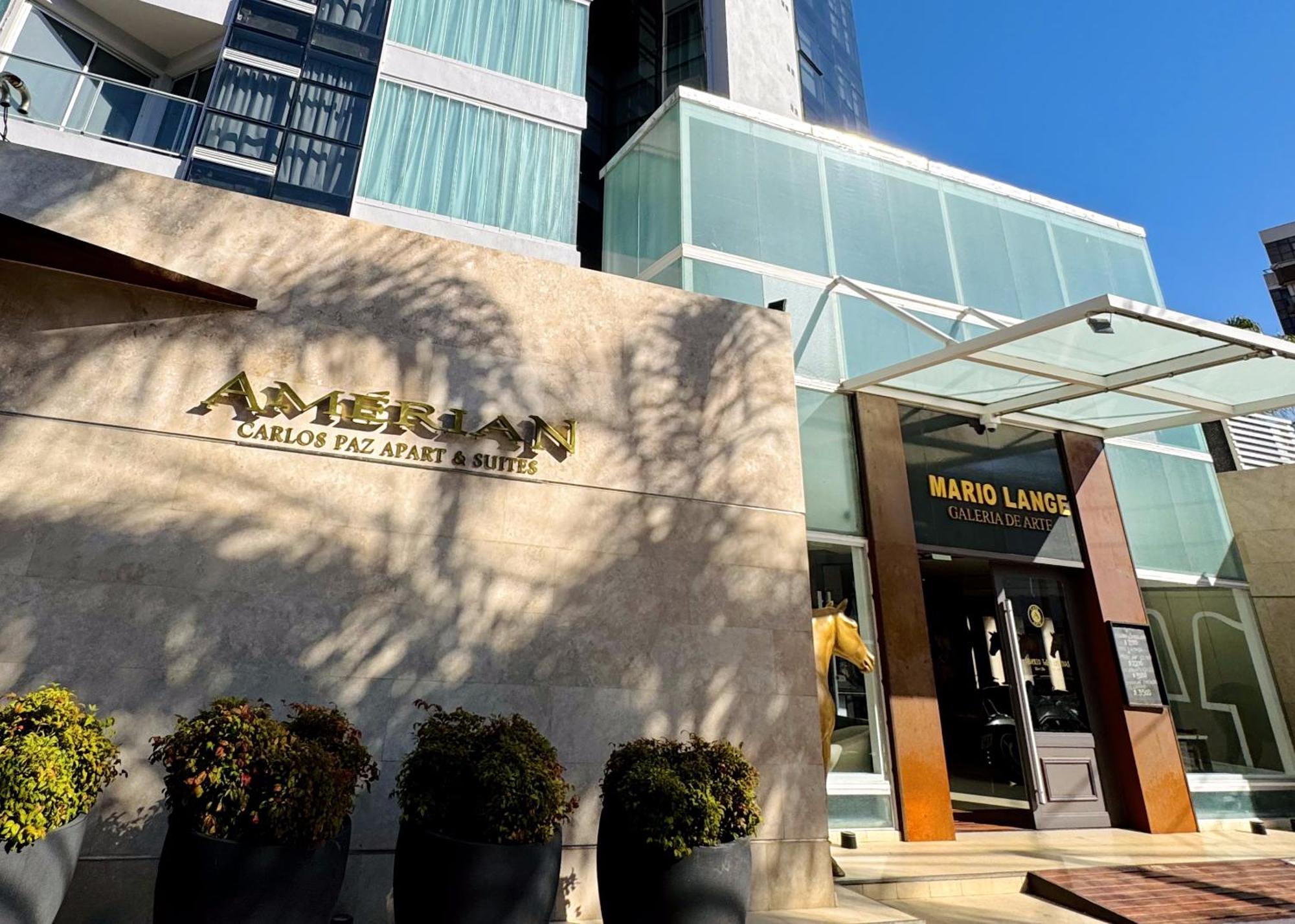 阿梅里安卡洛斯拉巴斯套房酒店 维拉卡洛斯帕兹 外观 照片
